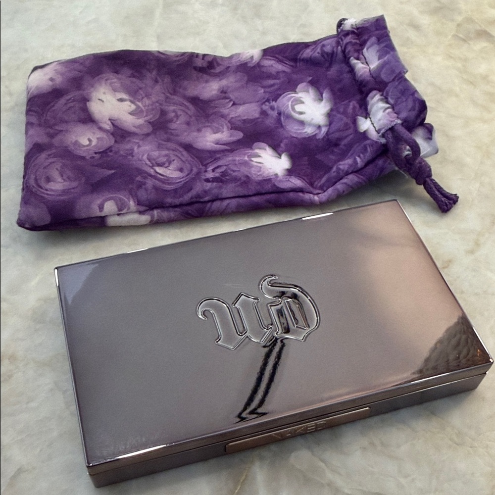 Urban Decay Naked Skin Ultra Definition Powder Foundation medium/Warm